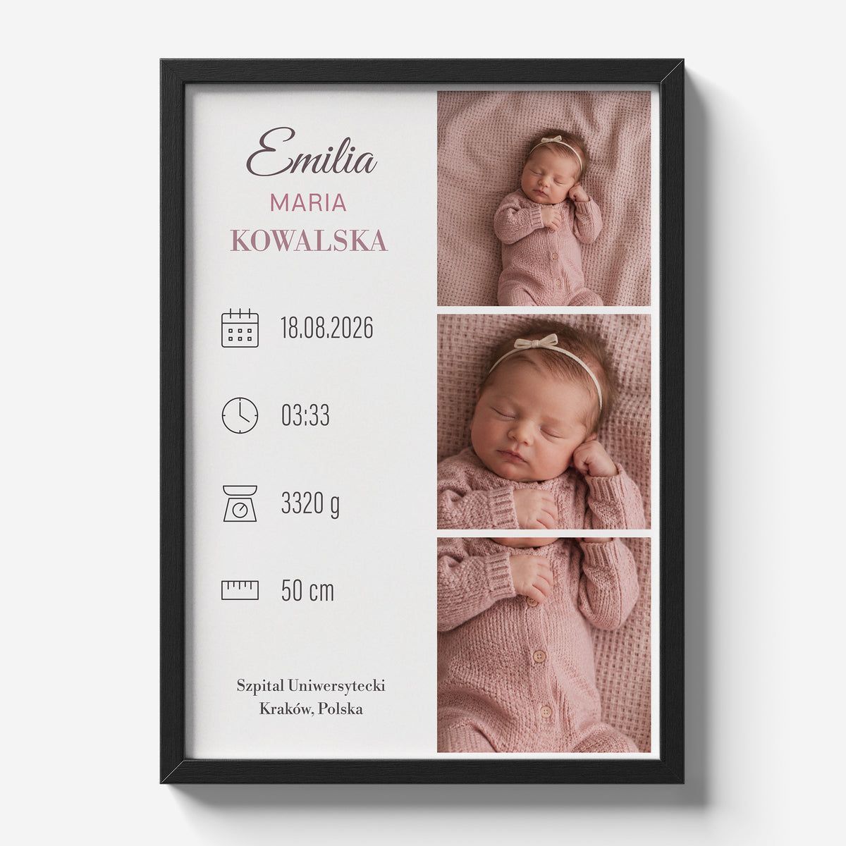 Personalizowany plakat Różowy Album w czarnej ramce na jasnym tle. Różowy album zdjęć dziecka z imieniem i danymi narodzin.