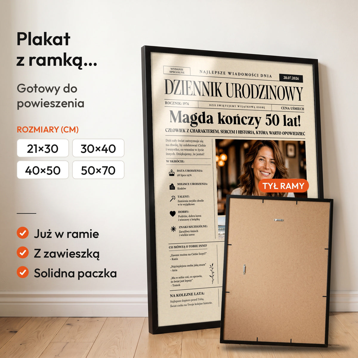 Dziennik gazetowy ze zdjęciami — plakat z ramką, gotowy do powieszenia: czarna rama od przodu i tył ramy z zawieszką. C-PL-GAZ-1-2130-NF