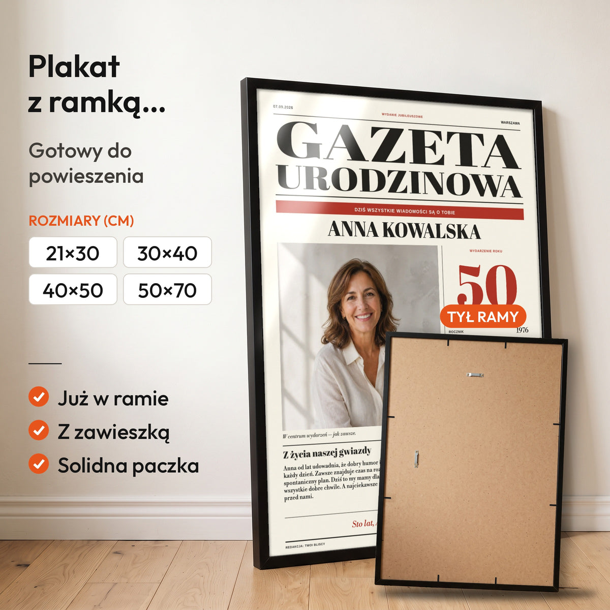 Gazeta Urodzinowa — plakat z ramką, gotowy do powieszenia: czarna rama od przodu i tył ramy z zawieszką. C-PL-GAZ-7-2130-NF