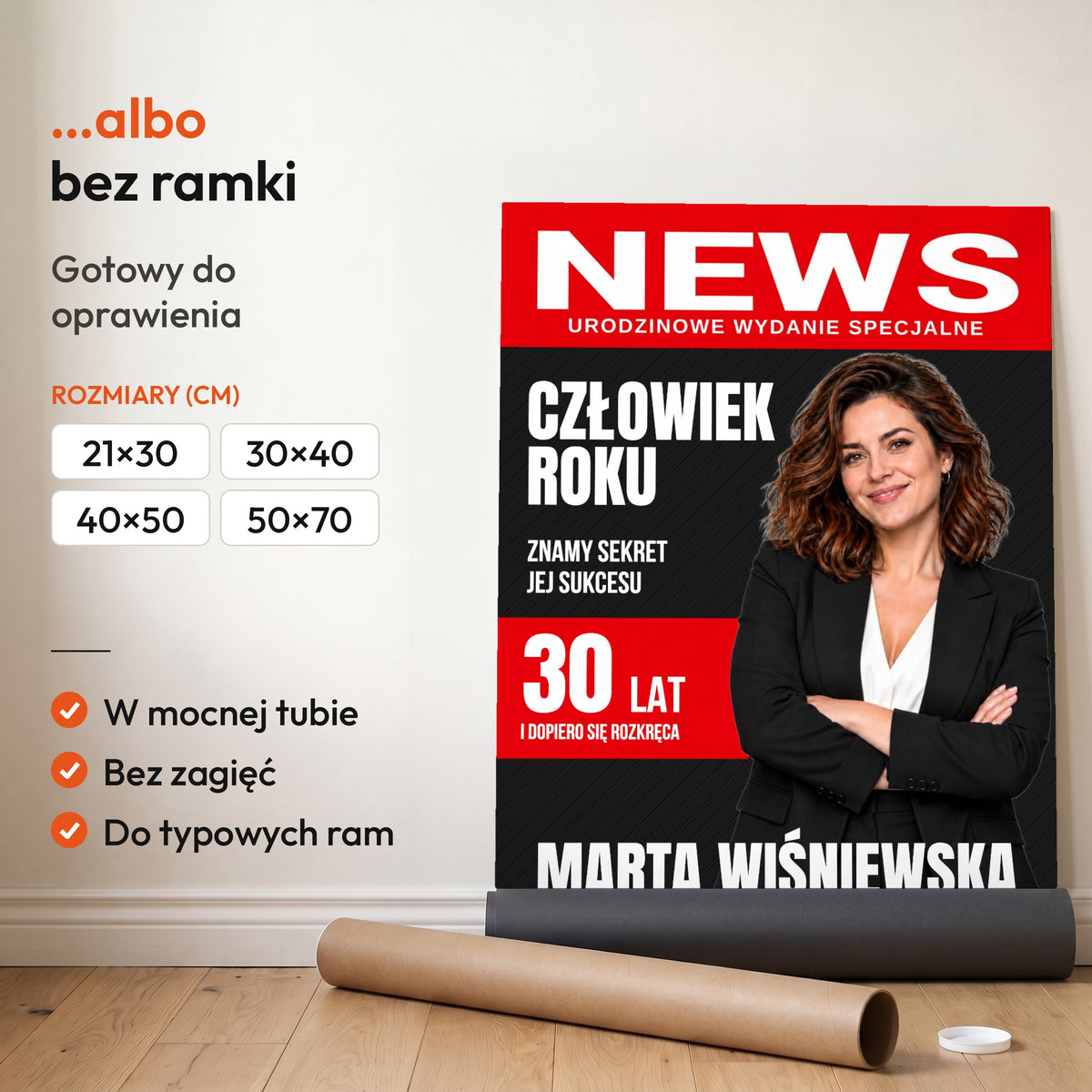NEWS — plakat bez ramki, gotowy do oprawienia: rozwinięty z rolki, obok tuba do wysyłki. C-PL-COVMAG-12-2130-NF