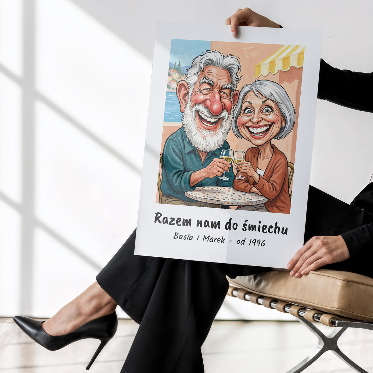 Razem Nam Do Śmiechu — plakat w dłoniach C-PL-KAR-DOUB-04-2130-NF